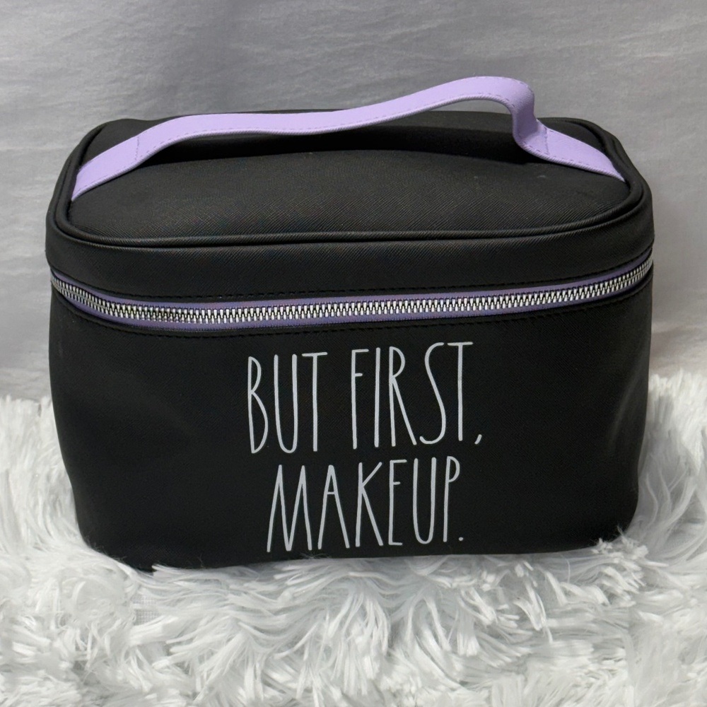 Make Up Case - image 1
